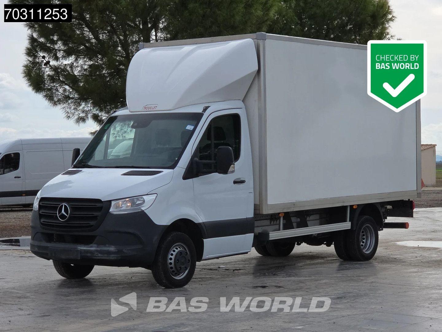 Mercedes-Benz Sprinter 515 CDI Camión caja cerrada, Automático