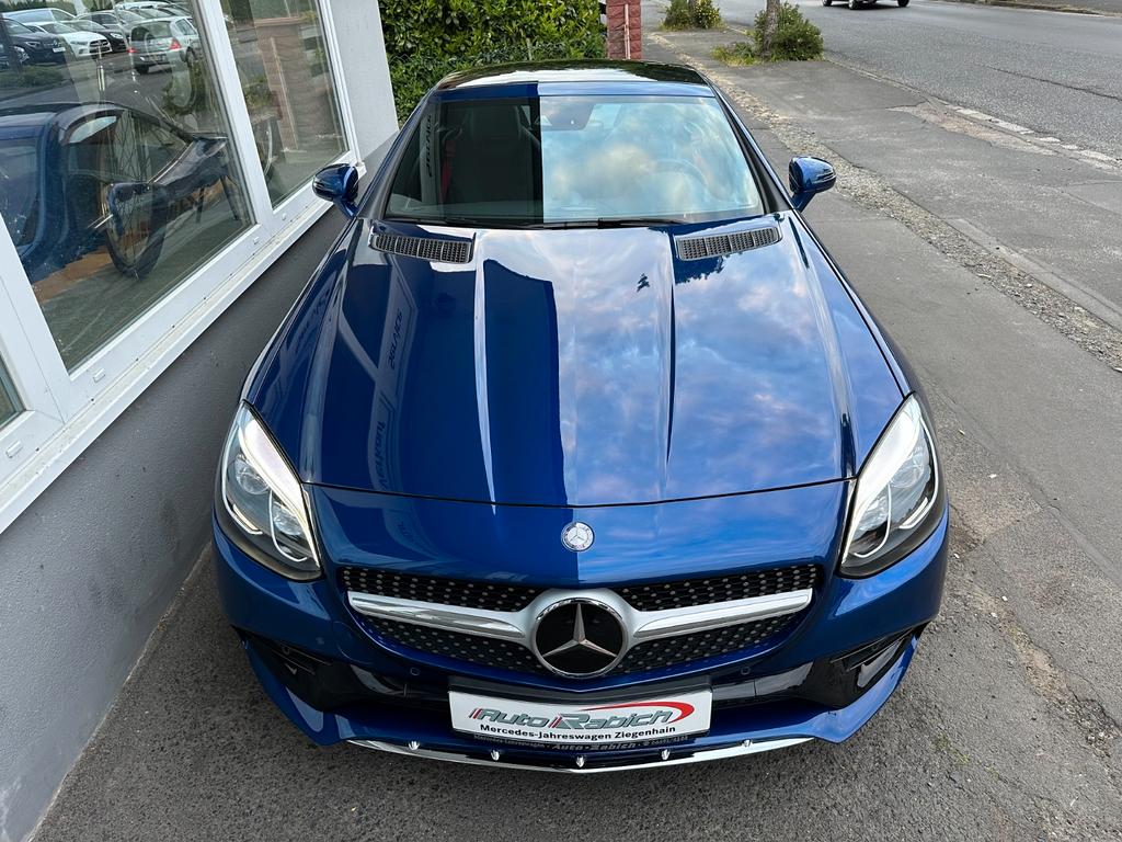 Mercedes-Benz SLC 300