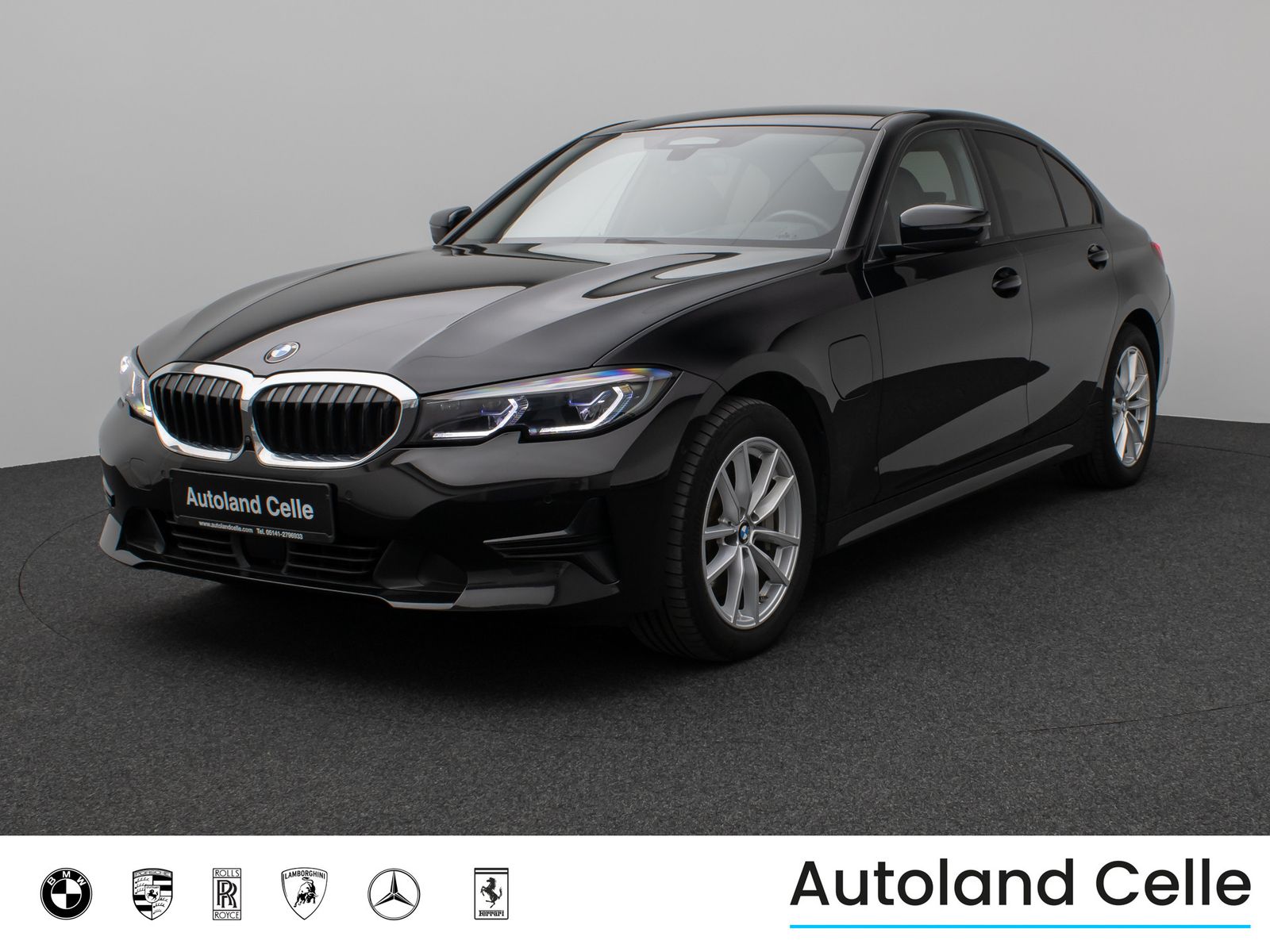 Fahrzeugabbildung BMW 330e Laser 360°HUD DAB H/K Lenkrhzg ACC Komfort