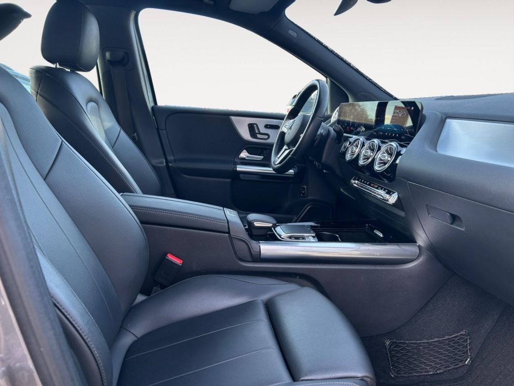 Fahrzeugabbildung Mercedes-Benz B 220 7G-DCT Progressive