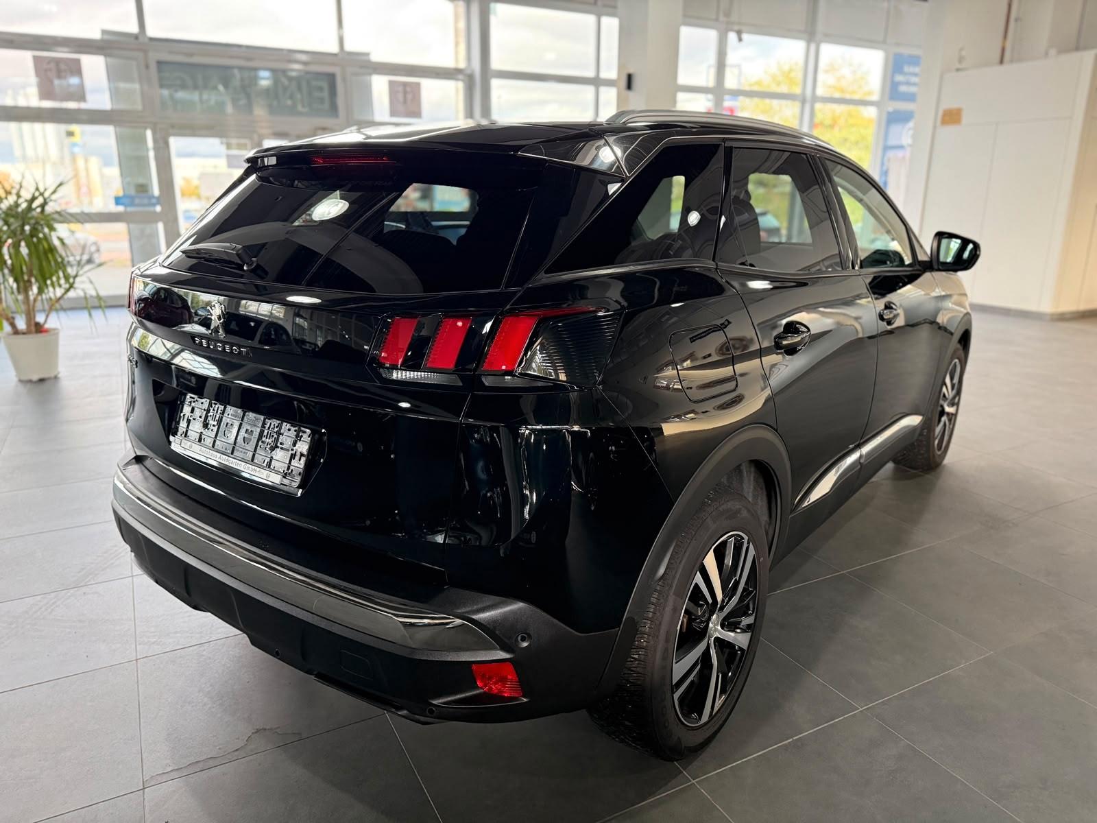 Peugeot 3008 Allure*PDC*SHZ*KAM*NAVI*TEILLEDER*