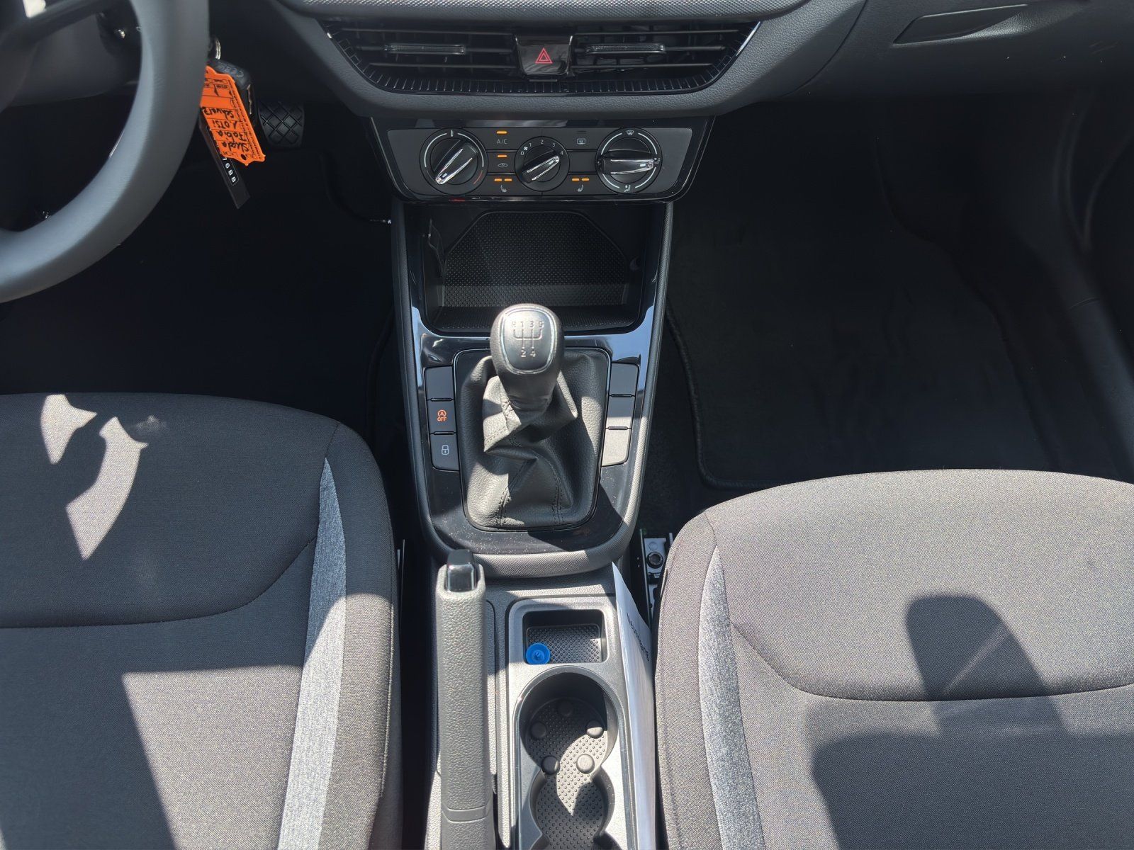 Fahrzeugabbildung SKODA Fabia Essence 1,0 TSI 70 kW