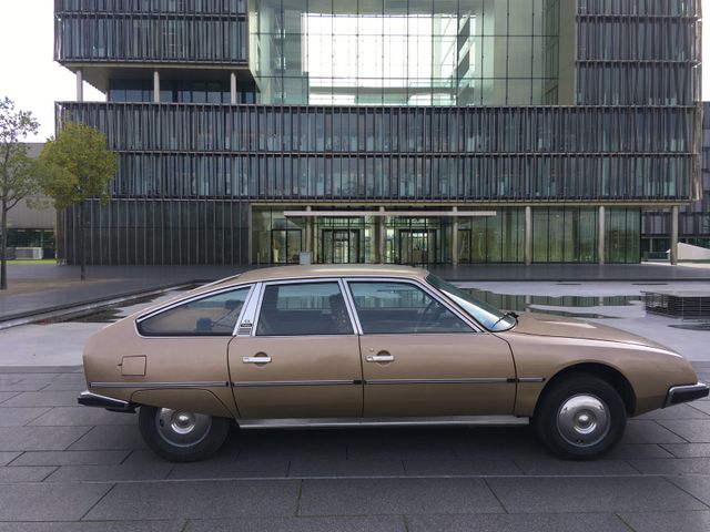 Citroën CX 2400