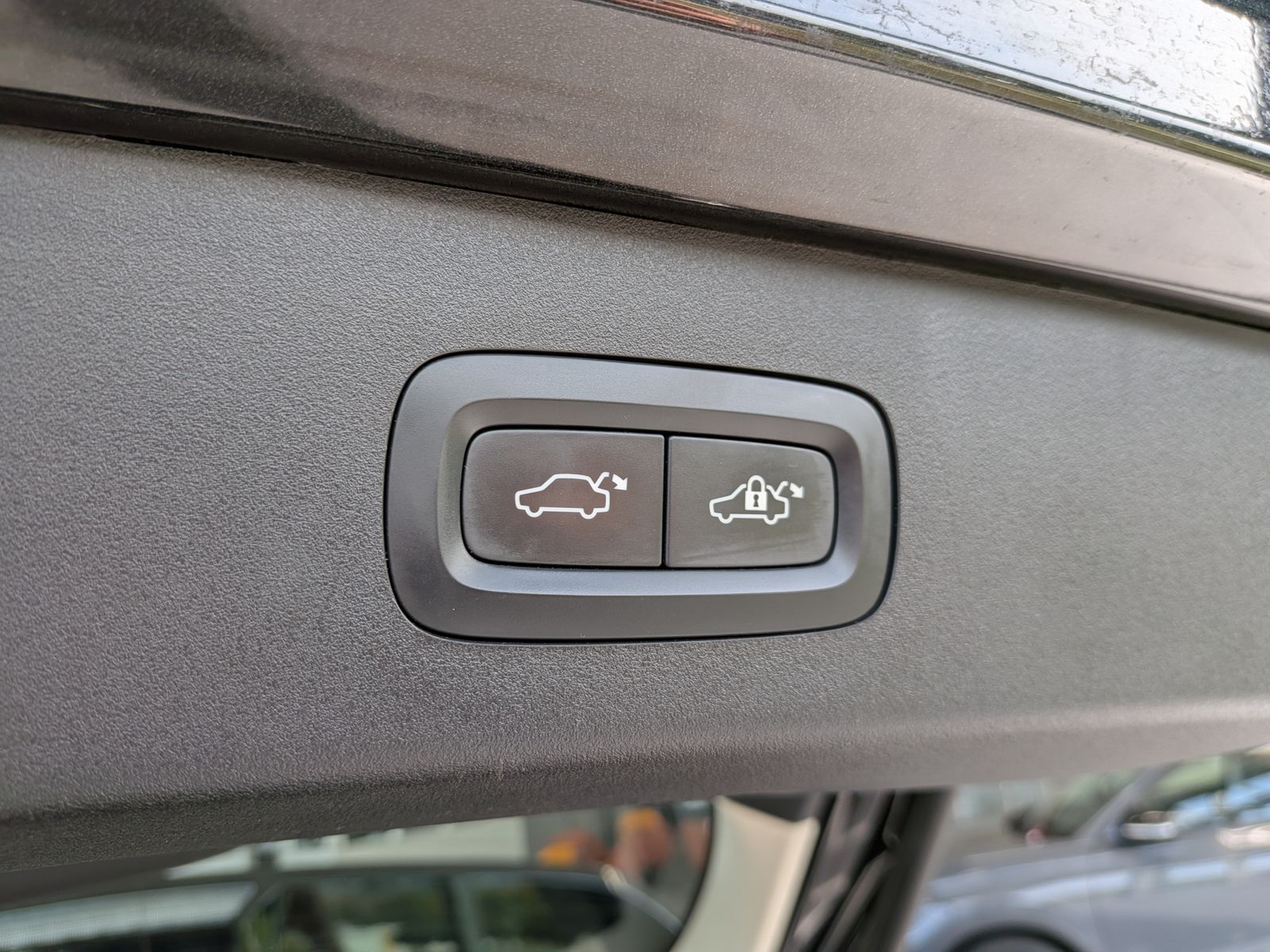 Vehicle image Lynk&Co 01 1.5 TGDI HEV Pano Infinity Camera ACC LED