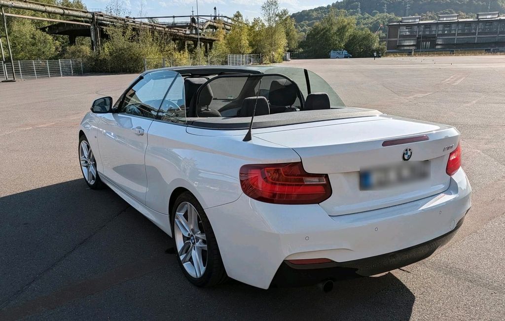 Image of BMW 218