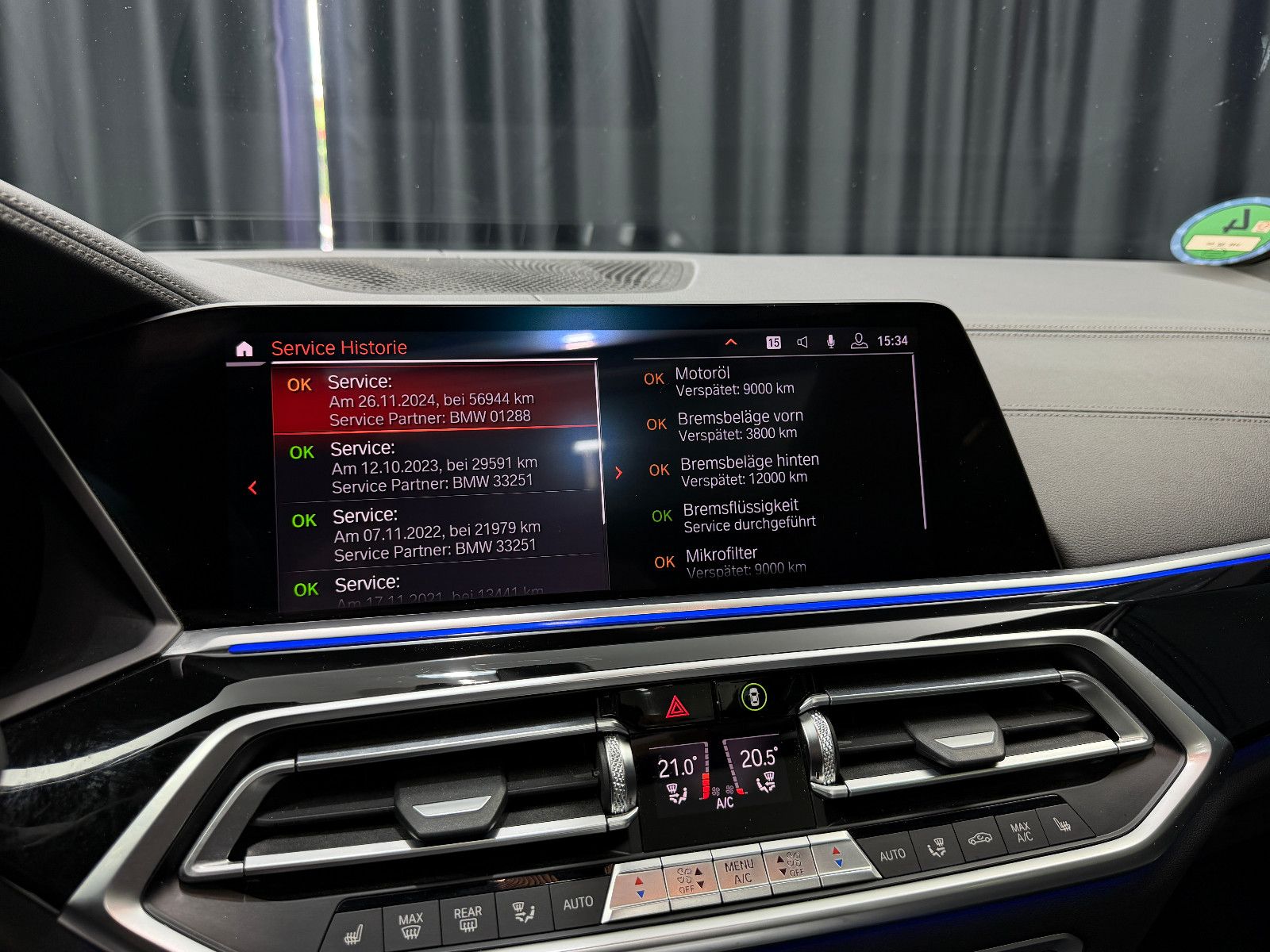Fahrzeugabbildung BMW X5 M50d|LASER|H&K|360°|PANO|GESTIK|AHK|HuD