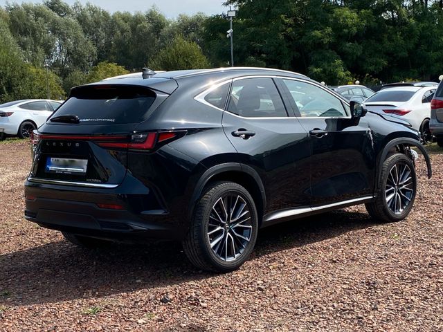 Lexus NX350h AWD Omotenashi SitzKlima MarkLevinson EU