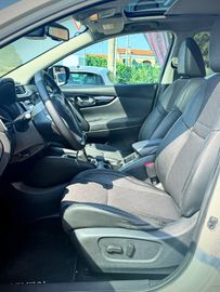 Nissan Qashqai - 11