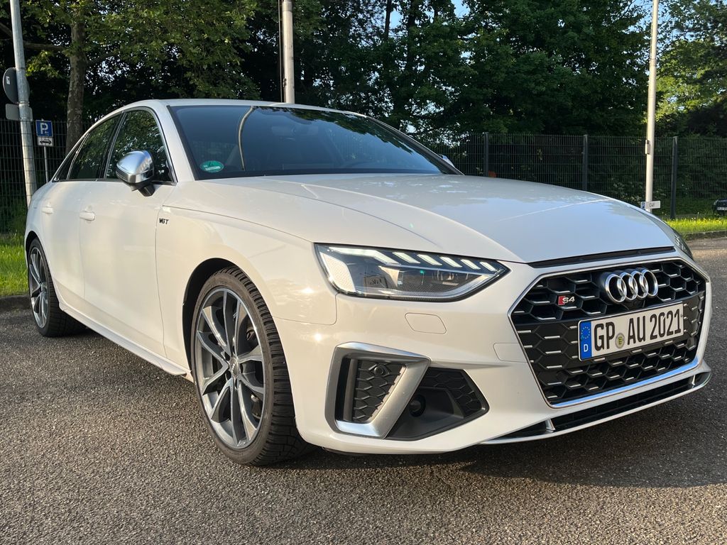 Audi S4
