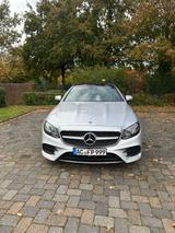 Mercedes-Benz E 300 d Autom. - - Mercedes-Benz E 300 in Aachen