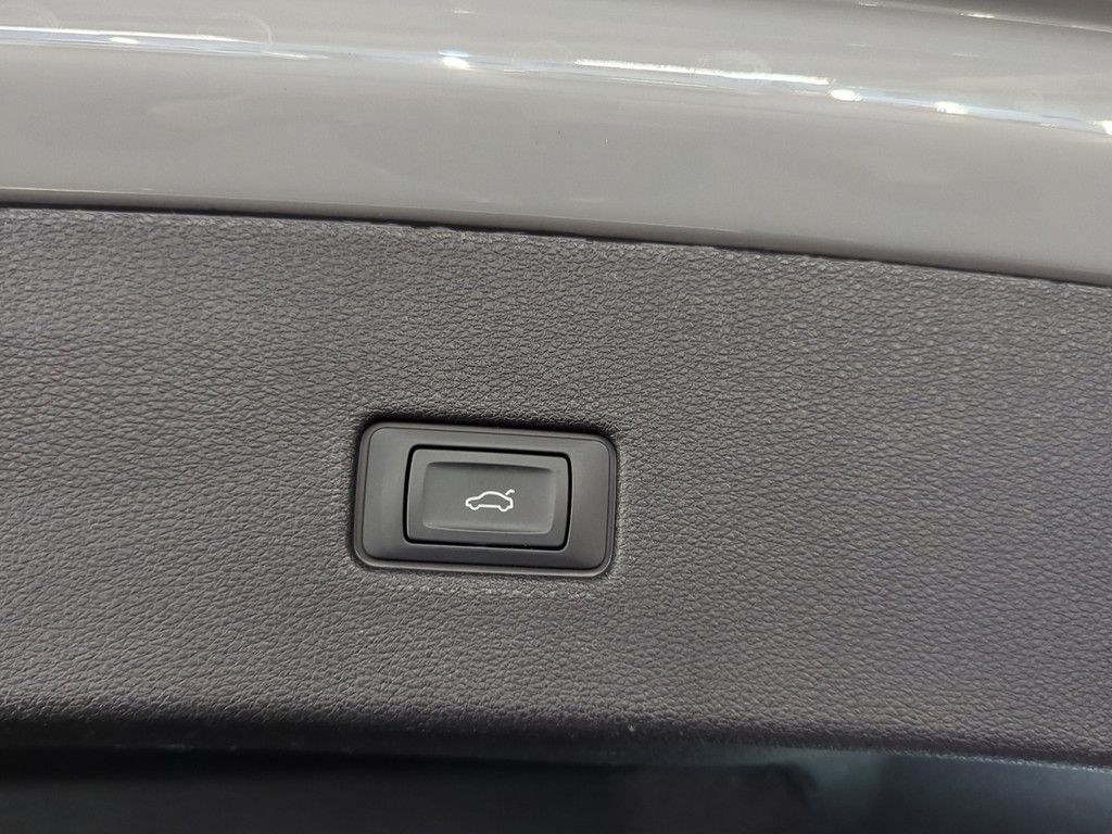 Audi RSQ8 - Bild 23