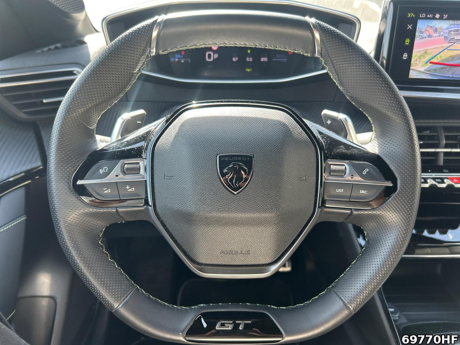 Fahrzeugabbildung Peugeot 208 1.2 Hybrid 136 GT (EURO 6e)