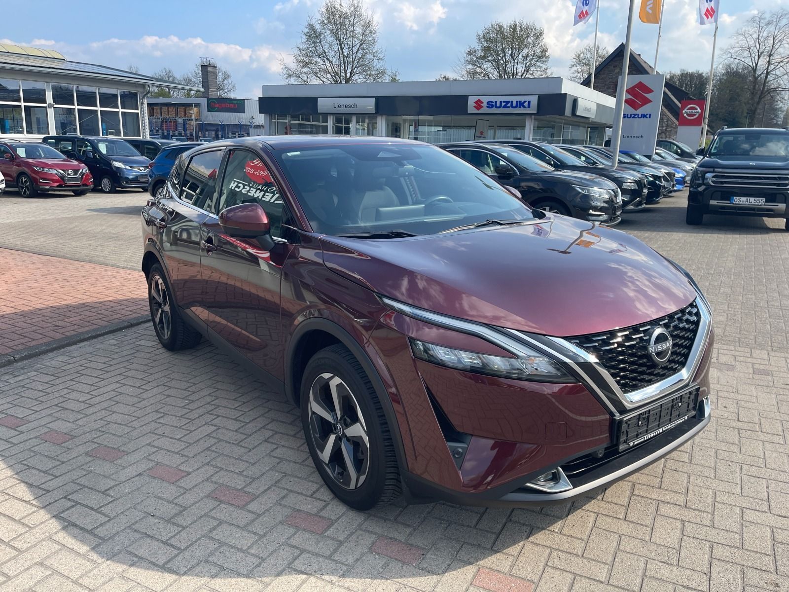 Fahrzeugabbildung Nissan Qashqai 1.3 Mild-Hybrid N-Connecta AHK/Kamera/LE