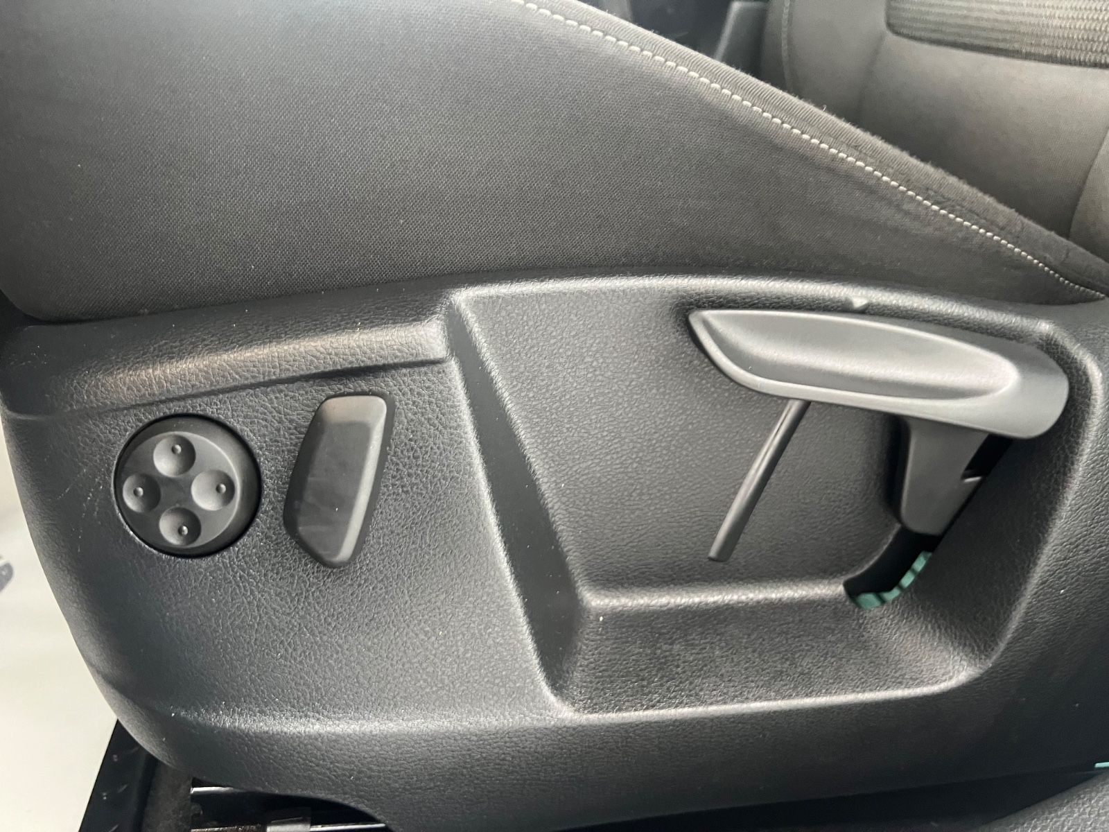 Fahrzeugabbildung Volkswagen Sharan 2.0 TDI Comfortline * PANO* R.KAMERA *AHK