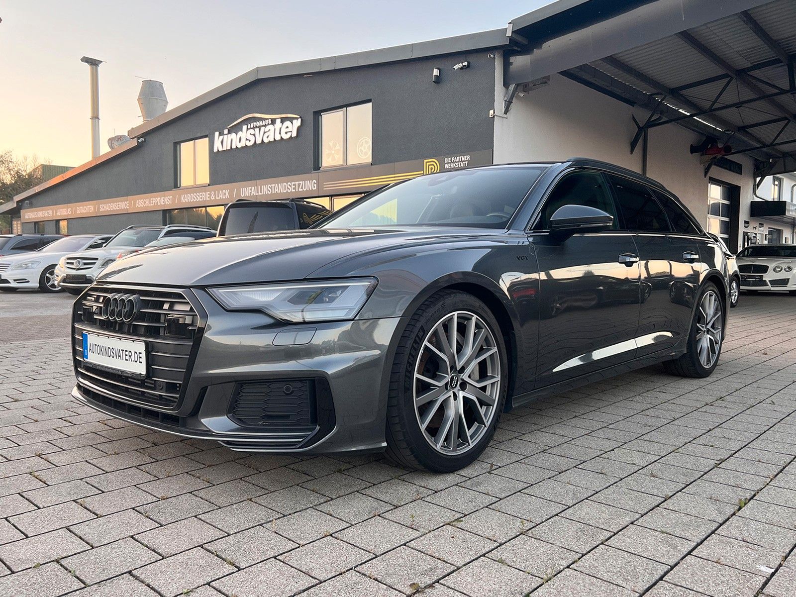 Audi A6 Avant TFSI quattro sport S Line foto 1