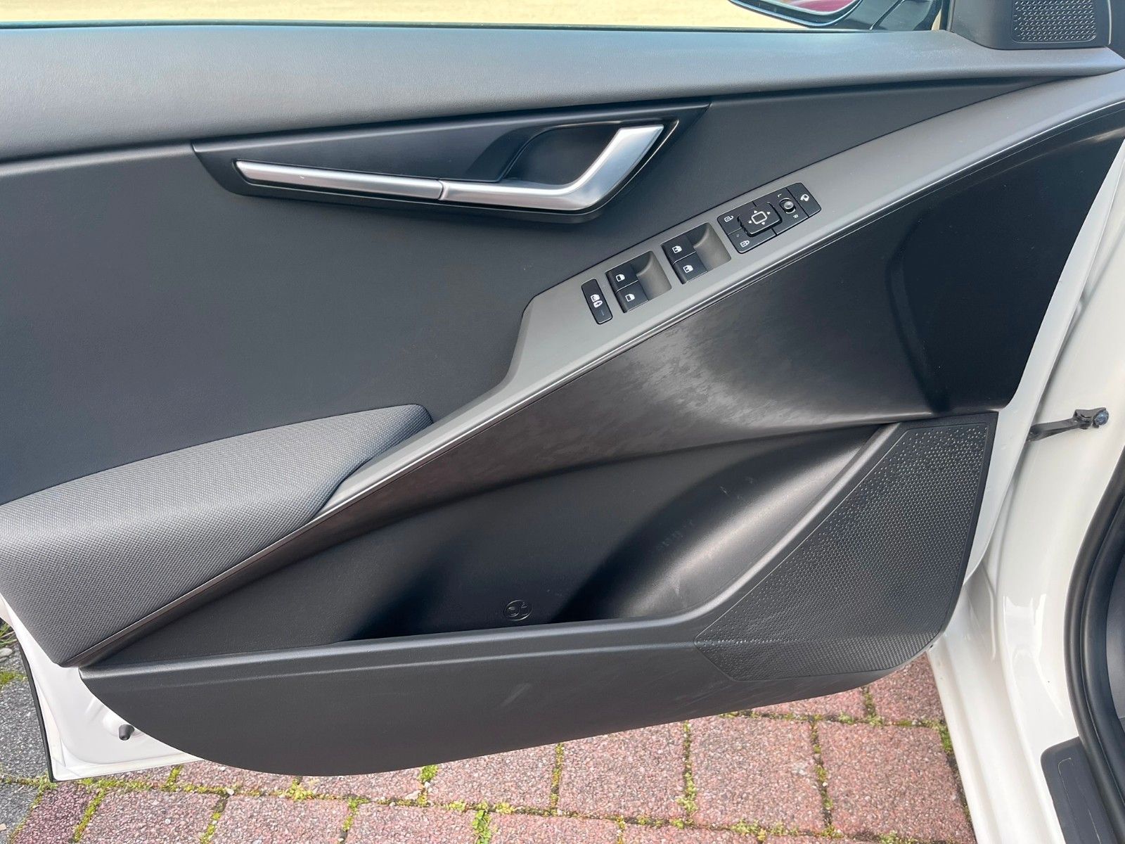 Fahrzeugabbildung Kia Niro e-Niro Vision
