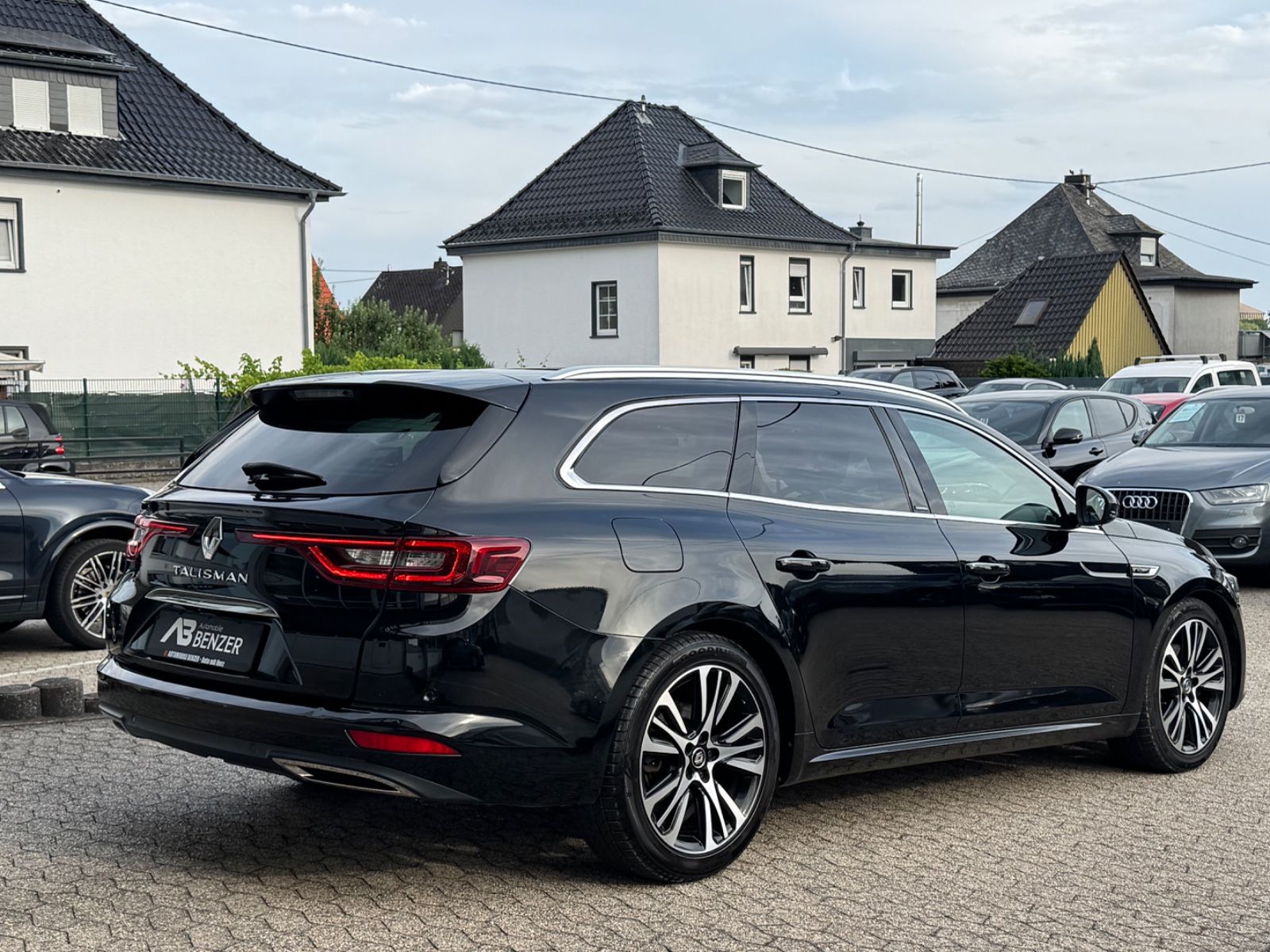 Fahrzeugabbildung Renault Talisman Initiale Paris/PANO/R-Cam/AHK/CarPlay/
