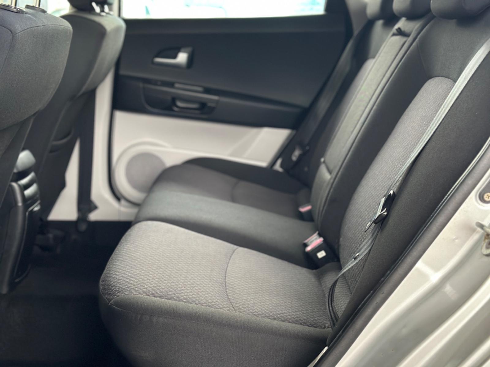 Kia cee'd 2009 — photo 11
