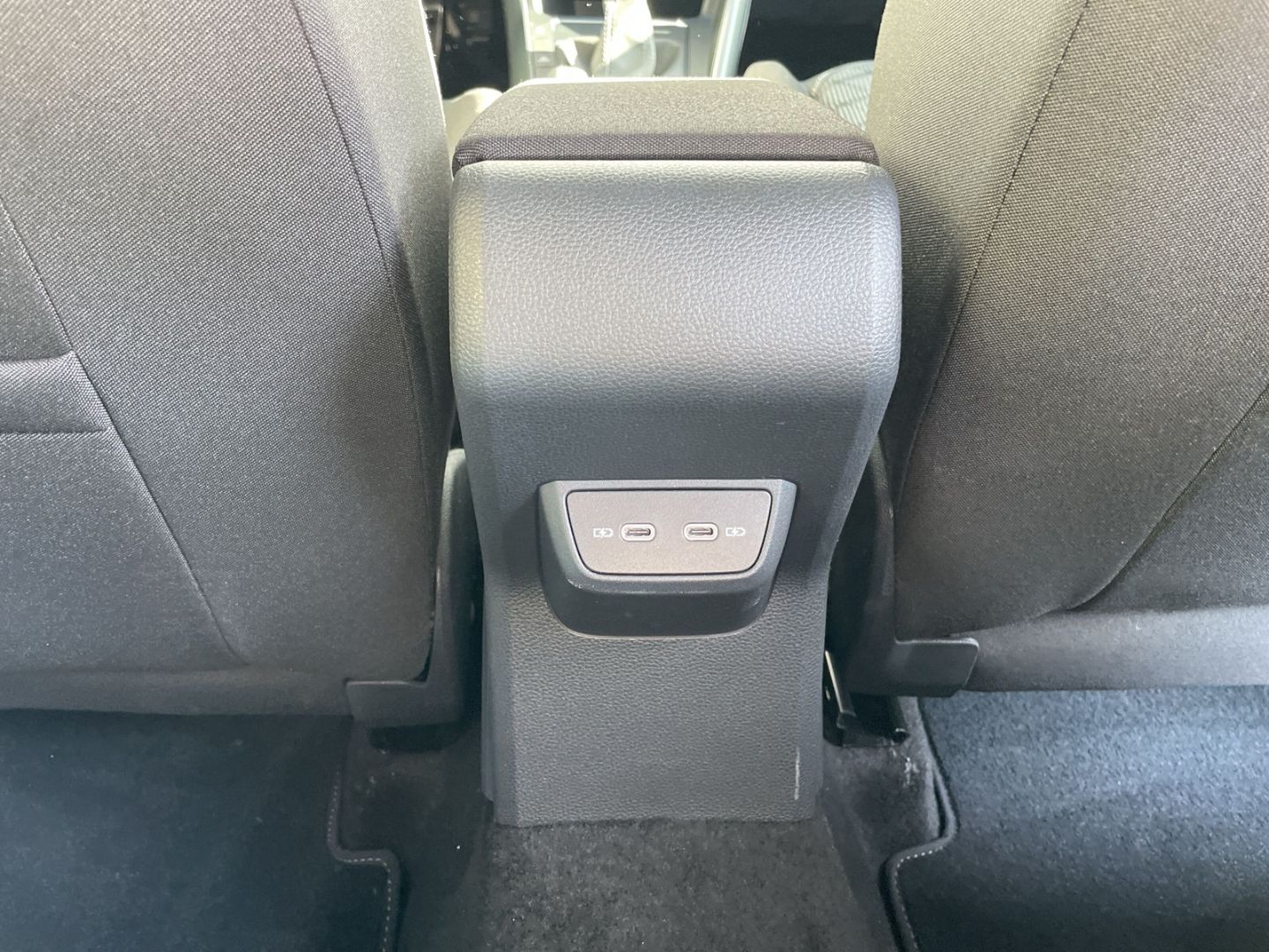 Polo 1.0 TSI DSG R-Line Kamera/Navi/App-Connect/
