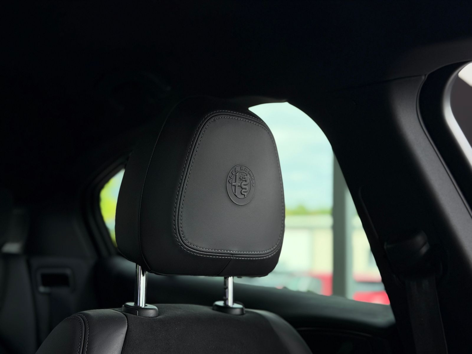 Fahrzeugabbildung Alfa Romeo Stelvio Veloce Ti Q4 H/K BI-XEN NAV RFK 21"