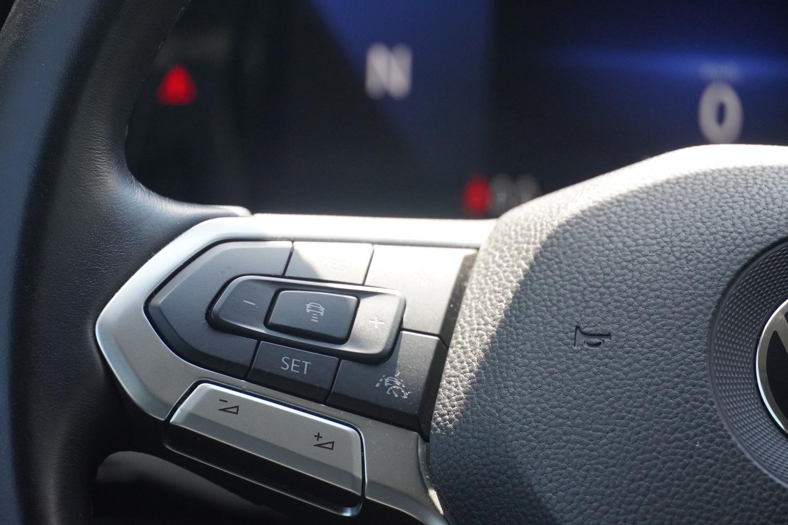 Volkswagen Golf VIII Life eTSI DSG LED Navi ACC Totwinkel, миниатюра 12