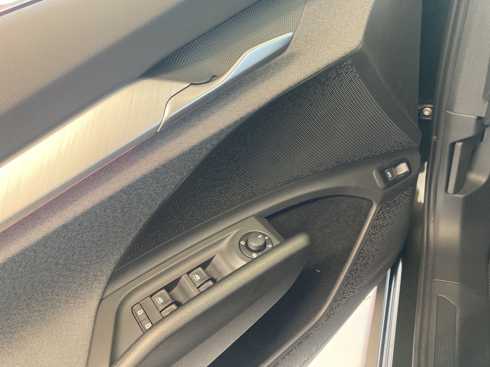 Fahrzeugabbildung SKODA ENYAQ 60 Matrix-LED, Navi, ACC,AZV,Digital Cockp