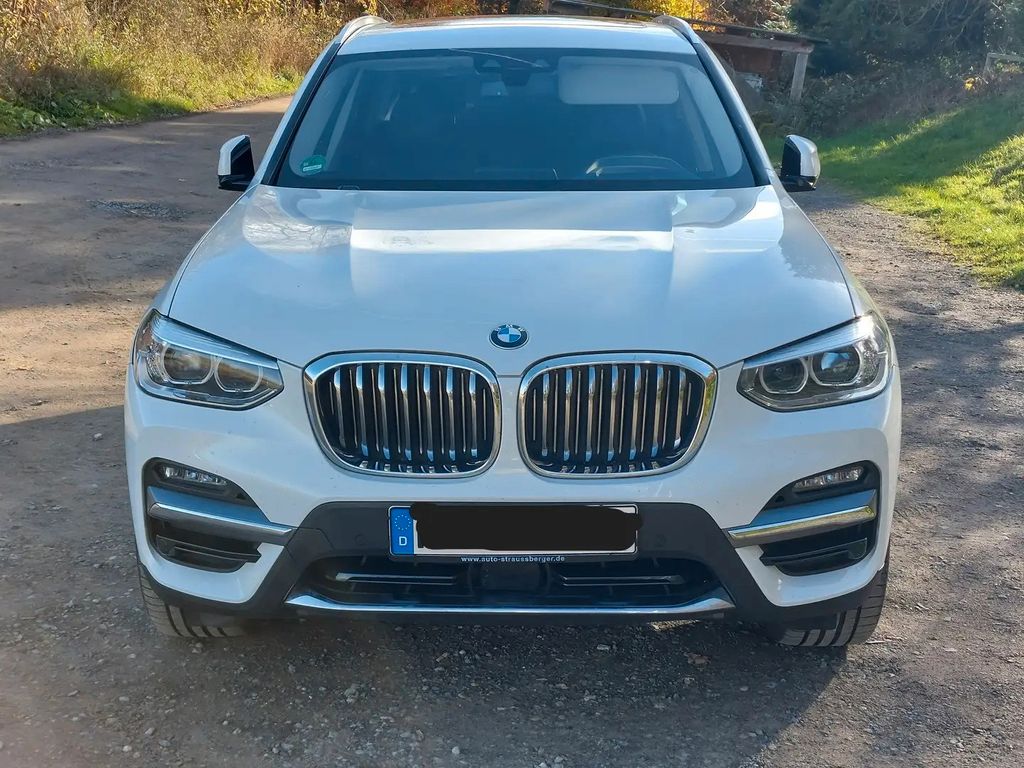 Image of BMW X3