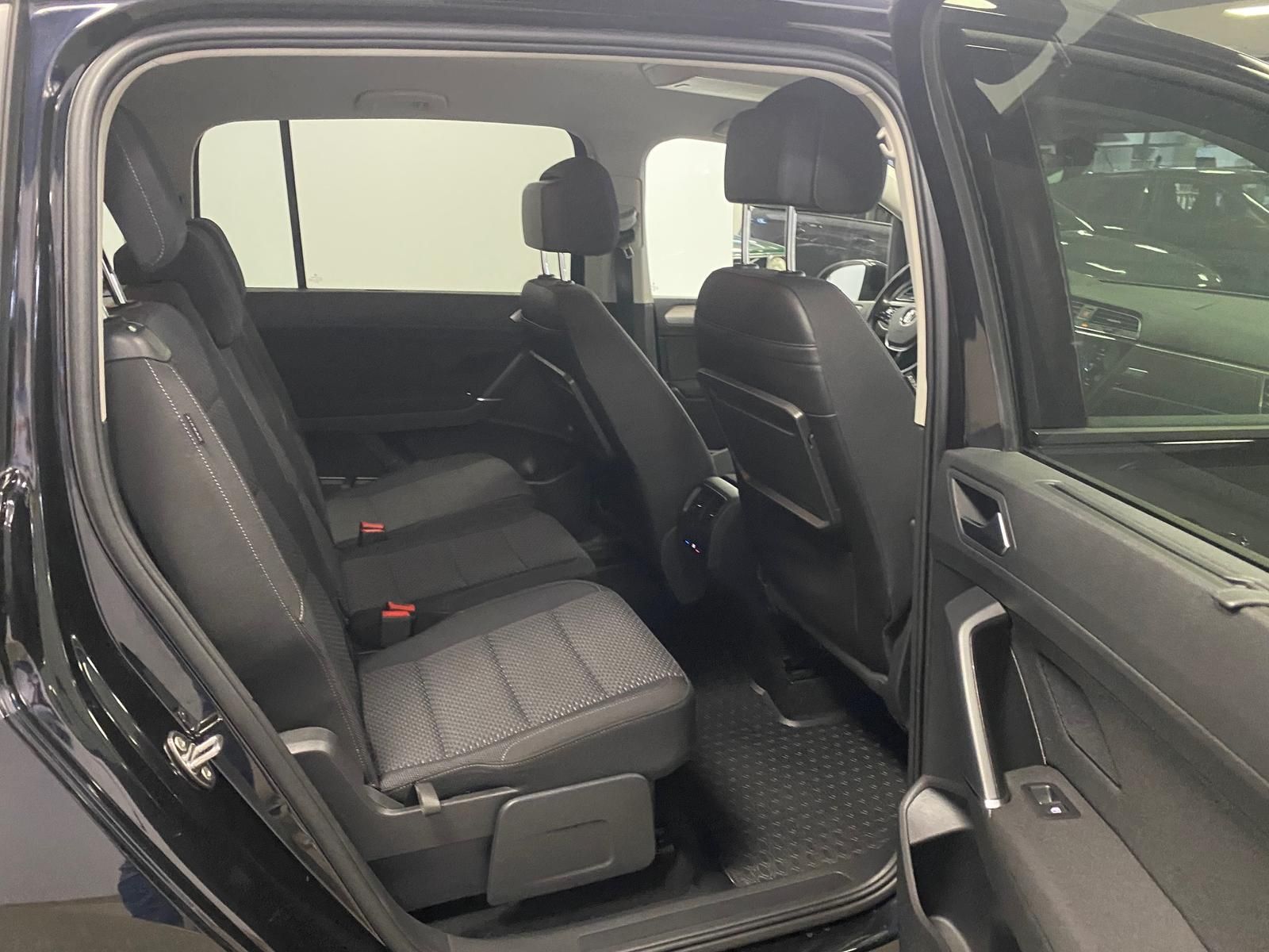 Fahrzeugabbildung Volkswagen Touran 1.4 TSI  Comfortline BMT/Star+ACC+3ZKLIMA