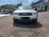 Audi A4 1.8 T - Zahnriemen, HU neu - gebrauchte Audi A4 aus dem Jahr 2001