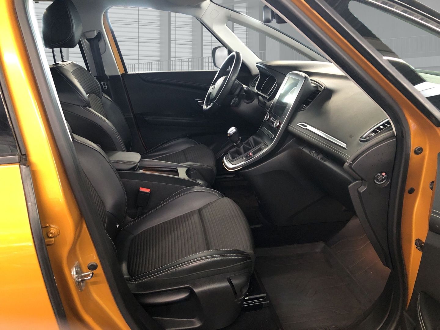 Fahrzeugabbildung Renault Scenic IV Intens Energy 1.2 TCe 115 Navi LED Dyn