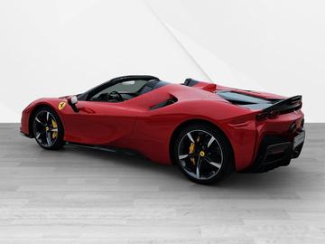 2022 Ferrari SF90 照片 9
