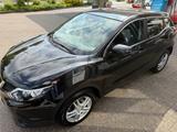 Nissan Qashqai Visia Klima GRA BDC Bluet MFL USB LED uv - Nissan: Us