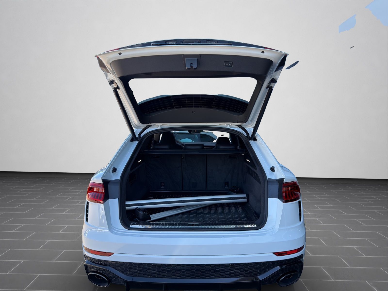 Audi RSQ8 - Bild 16