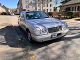 Mercedes-Benz E 230 AVANTGARDE Avantgarde Original Kilometer - Mercedes-Benz E 230 aus 1996