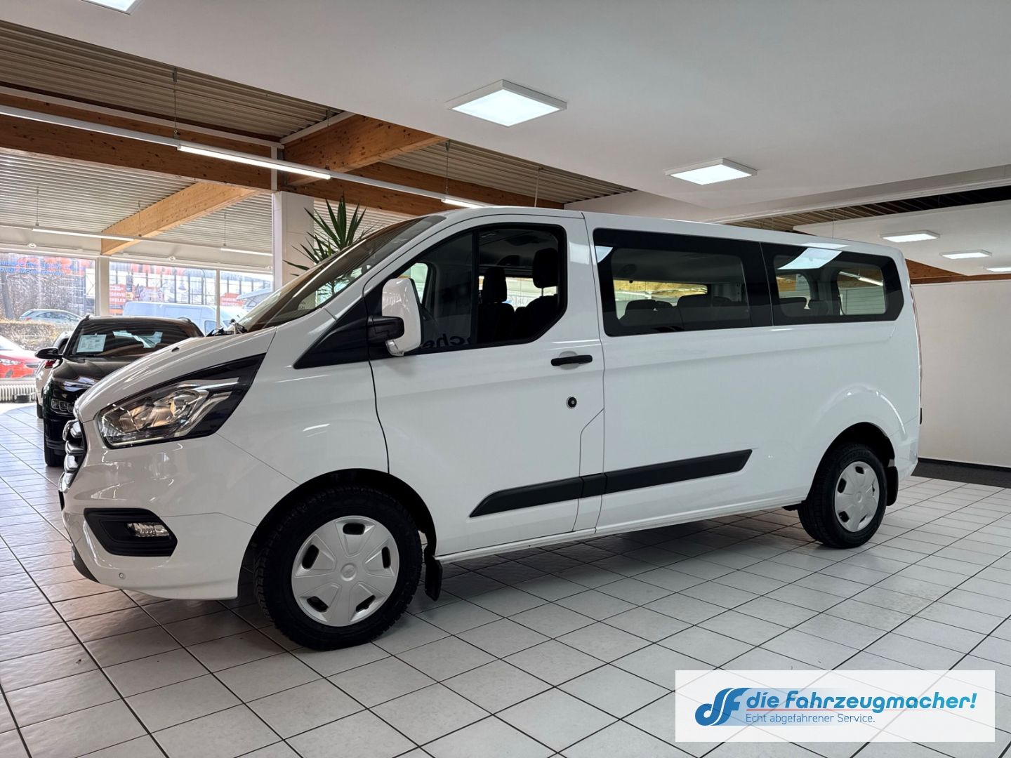 Fahrzeugabbildung Ford Transit Custom 320 L2 Trend Dyn. Kurvenlicht DAB