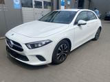 Mercedes-Benz A 180 d / NAVI / PDC