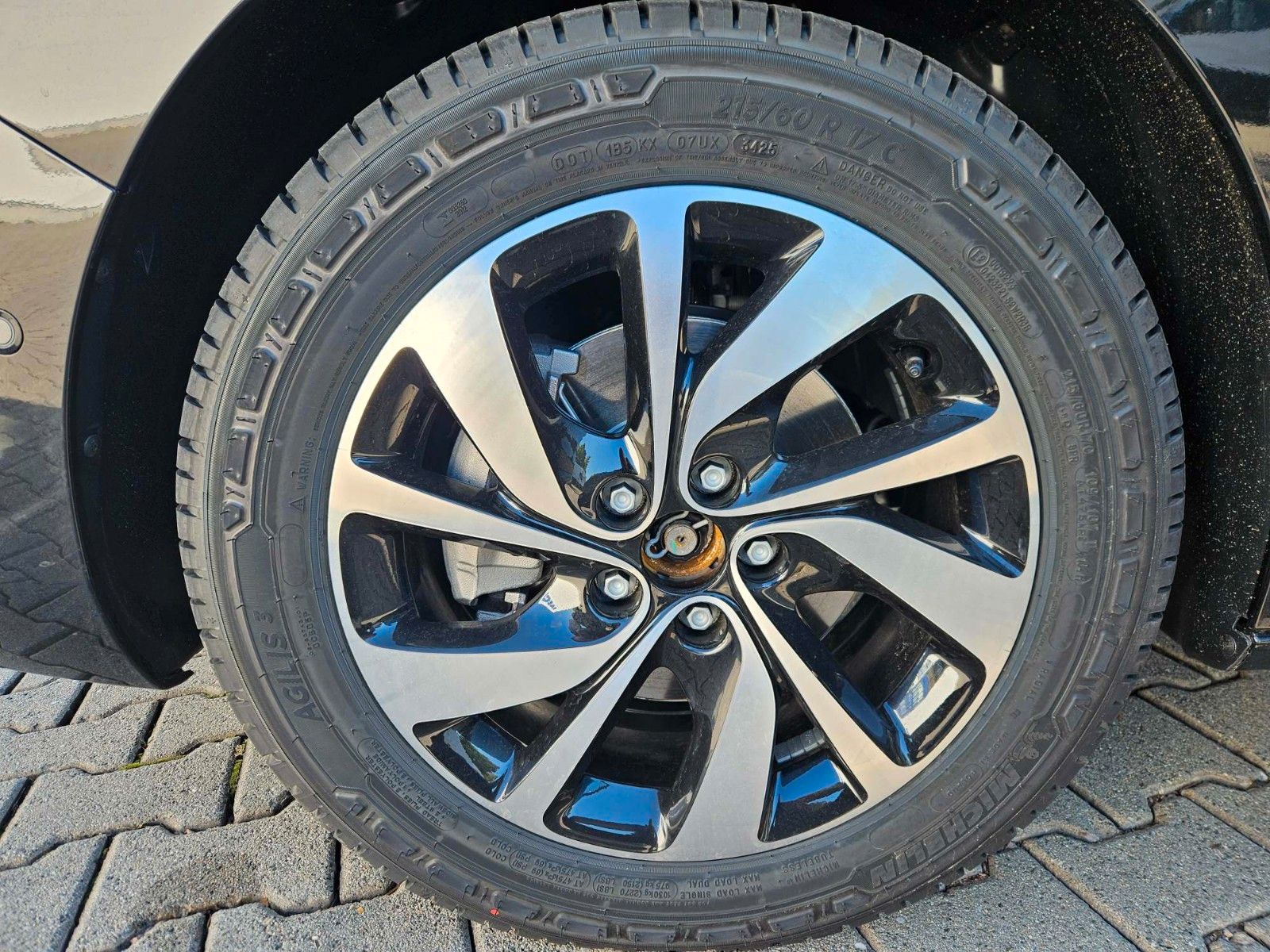 Fahrzeugabbildung Fiat Ulysse 180 BlueHDi L3 Top