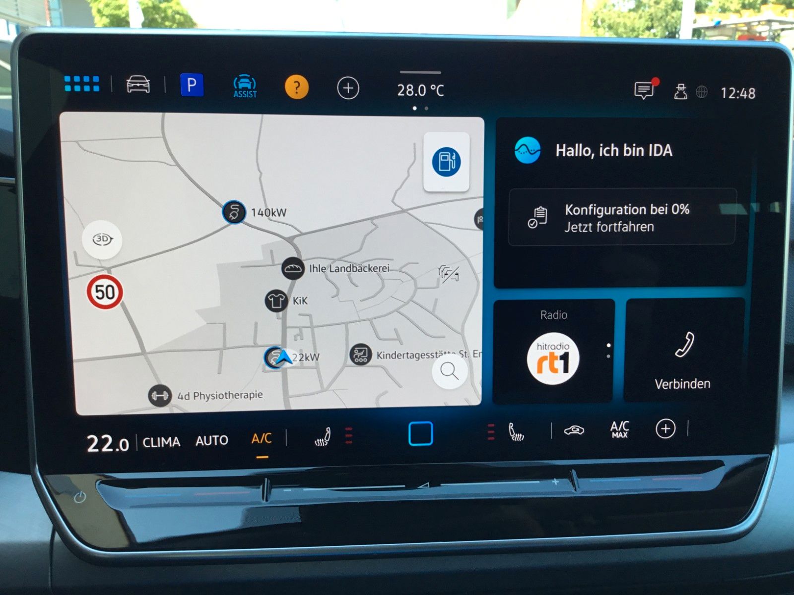 Fahrzeugabbildung Volkswagen Golf 1.5 eTSI DSG Life+AHK+LED+Kamera+Navi