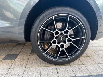 صورة مصغرة 19 لـ 2021 Aston Martin DBX