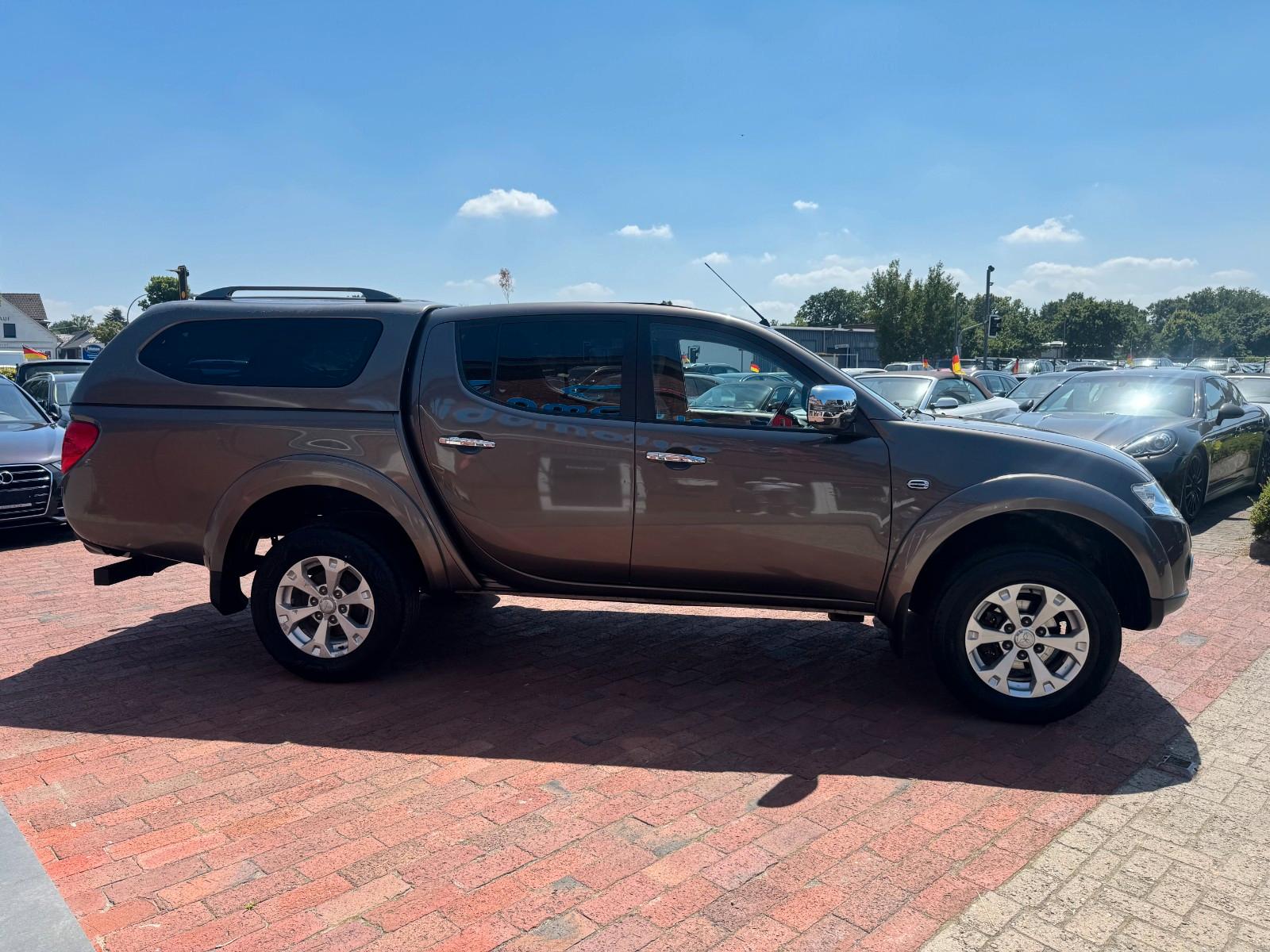 Mitsubishi L200 Intense Doppelkabine 4WD/Hardtop/Klima/