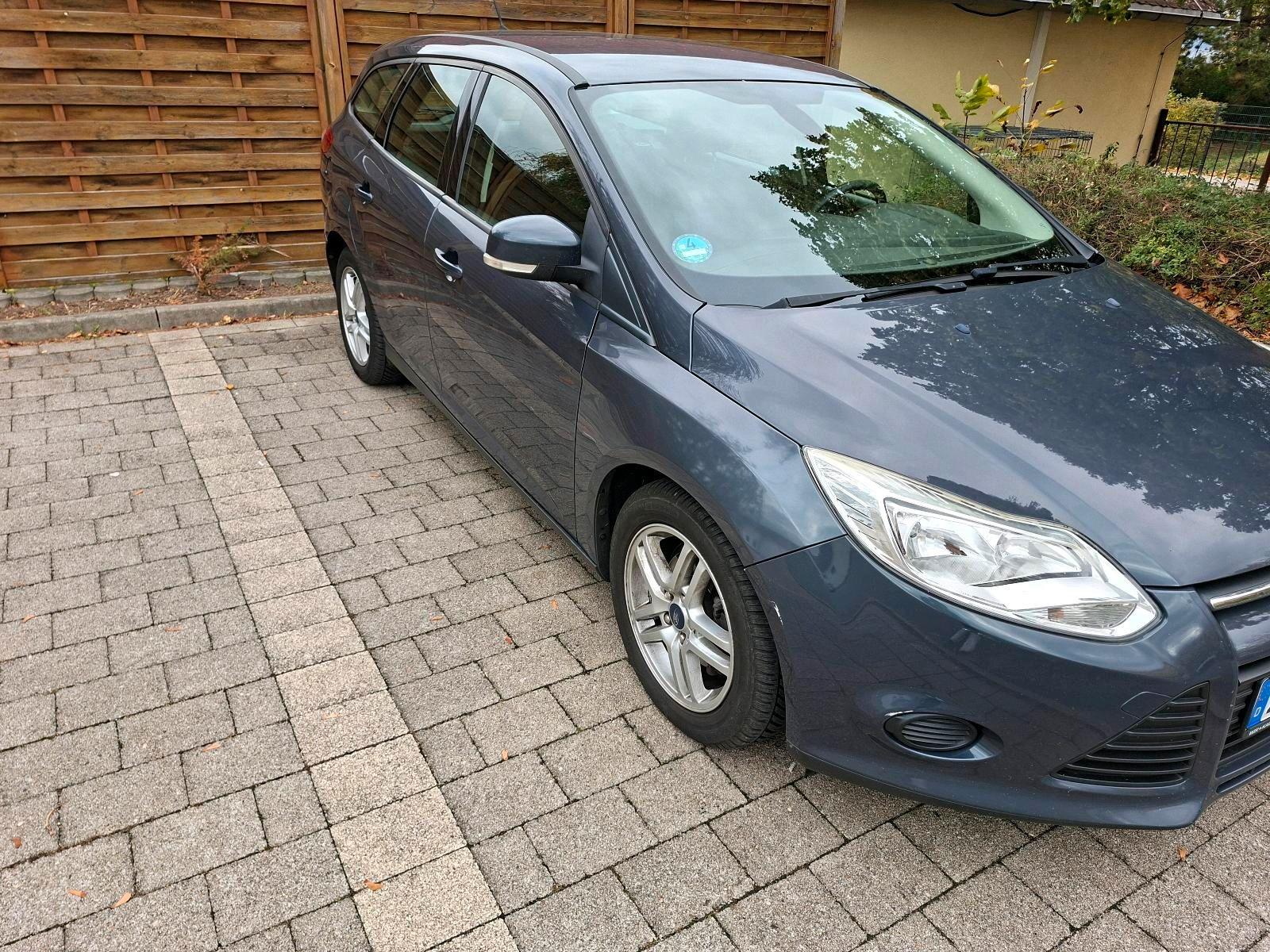 Ford Focus 2014 — engine 116 HP (85kW)