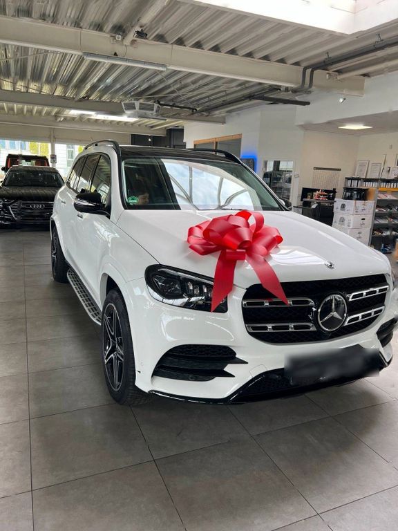 Image of Mercedes-Benz GLS 400