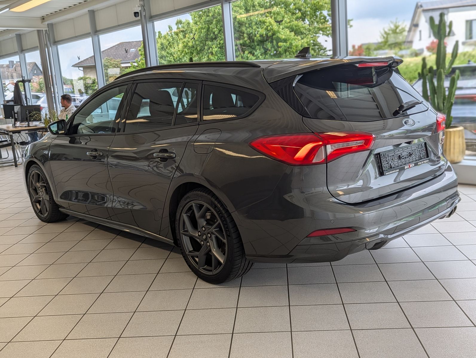 FORD Focus Turnier 2.0 ST Cam Winter-Paket AHK Navi - Image 5