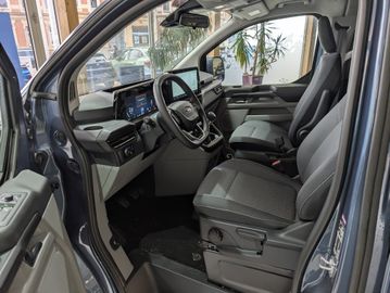 Ford Tourneo Custom 2.0 EcoBlue L1 Titanium