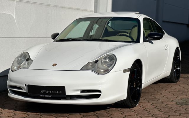 Porsche 996 Carrera 2°WEISS°BEIGE°ESSD°NAVI°XENON°BOSE