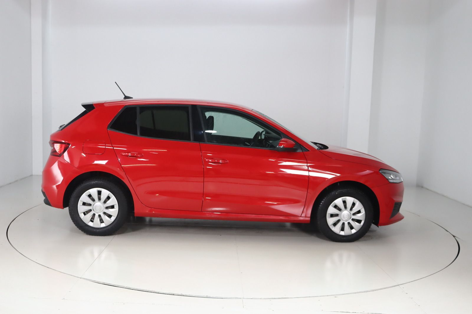 Fahrzeugabbildung SKODA Fabia 1.0 MPi * 1.Hd * LED * Klima