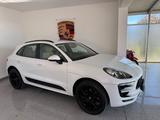 Porsche Macan 2,0 - Sport Design Paket- 20 Zoll- - Porsche Macan Gebrauchtwagen in München