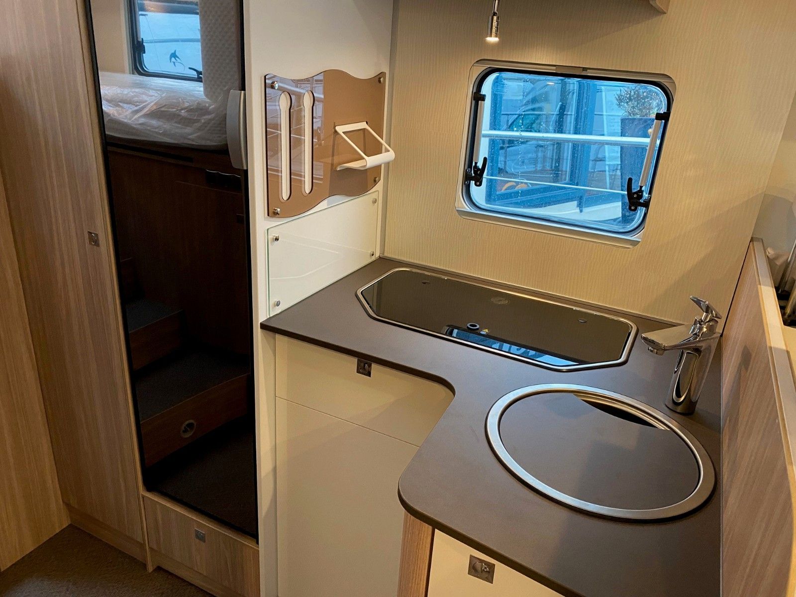 Fahrzeugabbildung Bürstner Limited T 726 G *165PS*Maxi*Hubbett*Ventilator*