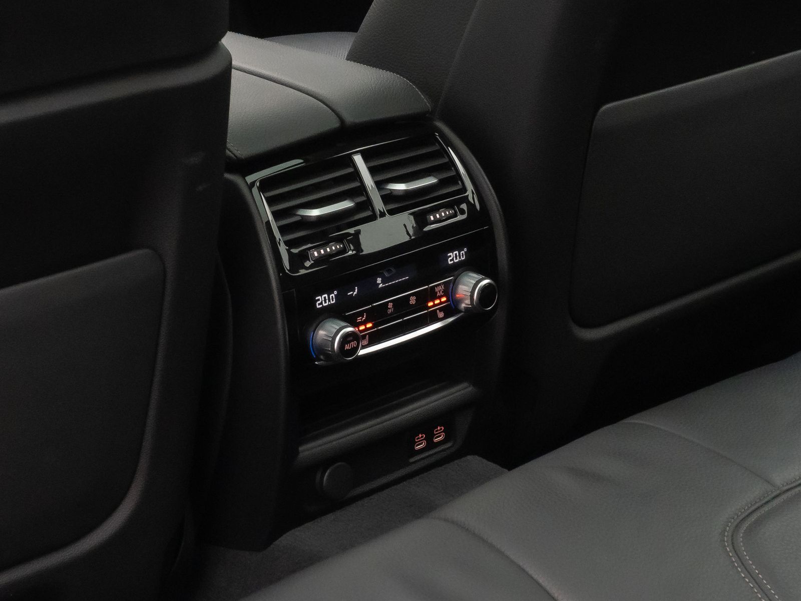 Fahrzeugabbildung BMW 540d xD Luxury Line Panorama H/K HUD Bel&uuml;ftung