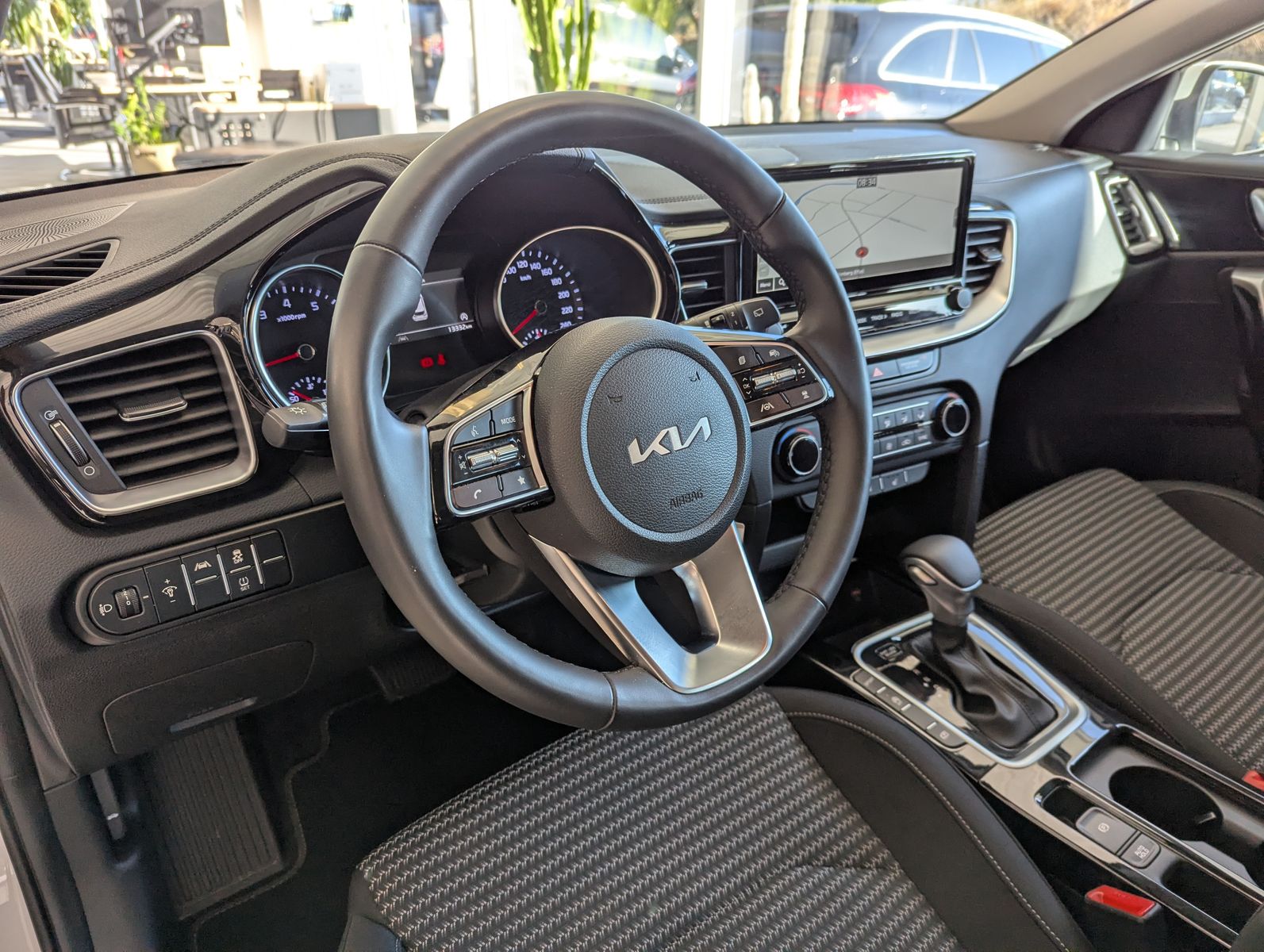Fahrzeugabbildung Kia cee'd / Ceed 1.5 Spirit JBL ACC Kamera 7J-Gar